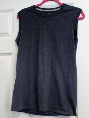 Men's Athletic Sleeveless Shirt Size Small- grayish color